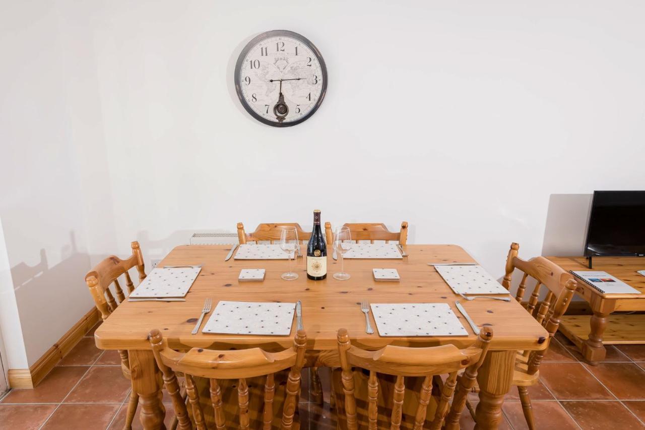 Kilkee Townhouse By Trident Holiday Homes Esterno foto